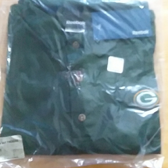 Reebok Other - Official NFL Reebok Green Bay Packers Polo type sh